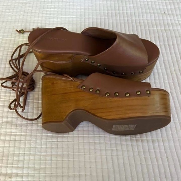 Free People Front Row Wrap Clog - Picture 3 of 3